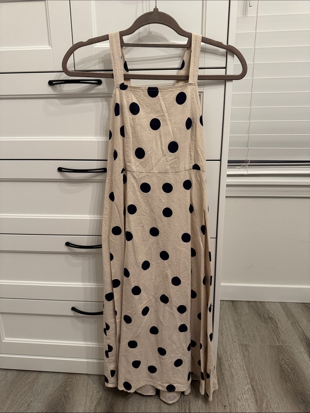 Sleeveless Beige Midi Dress with blue Polka Dots